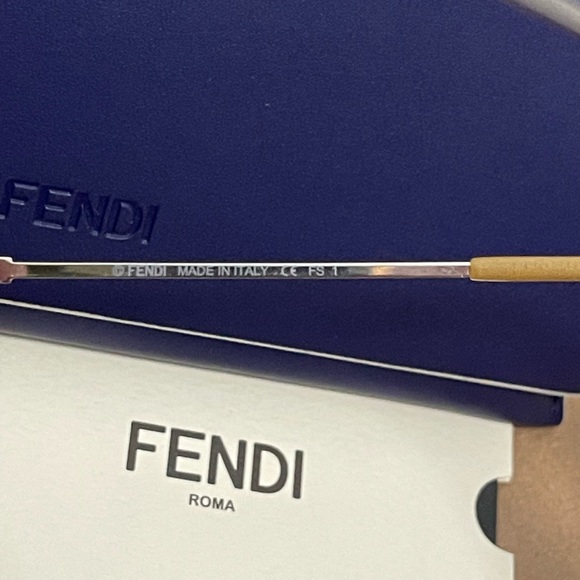 NIB Women’s One Size (51mm) Fendi Cat Eye Frame Sunglasses 100% UV Protection - Picture 11 of 15